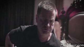 MAMMA CONVINCES DAUGHTER TO LOSE VIRGINITY TO STEPFATHER - Jaye Summers