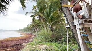 Queen Rogue, We Found A Secret Beach!