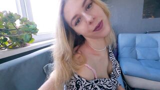 Stepson Out Of Asking Filled His Own Stepmother's Mouth with Throbbing Cum