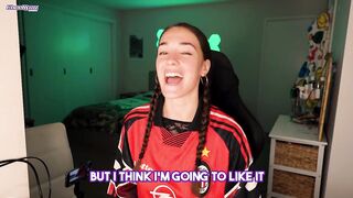 PORN REACTS: BUSTY CHICK ANIME COMICS