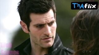 Priyanka Chopra Hawt Scene in Quantico