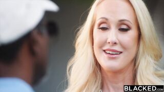 BLACKED Experienced MILF Can’t Resist Cheating With 4 BBCs