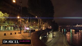 Bella Tina and Cherry Kiss in a super sexy 3some