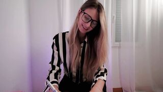 My psychologist showed me how to prepare a cutie for ass slam