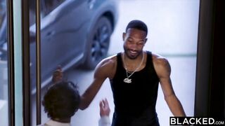 BLACKED Gym-Bunny Emma Cheats On Hubby With Her Tutor