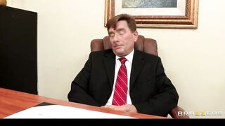 Extremely HAWT large-tit blond boss Dayna Vandetta bangs employee