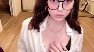 Teacher Screwed a Schoolgirl and Cum on her Glasses