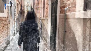 Eva fucks with a stranger in Venice