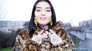 Public Agent French honey Crystal Cherry outdoor oral-job-job and big jock pov