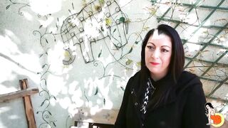 35 yo stunning Ivanna rough banged on the bed