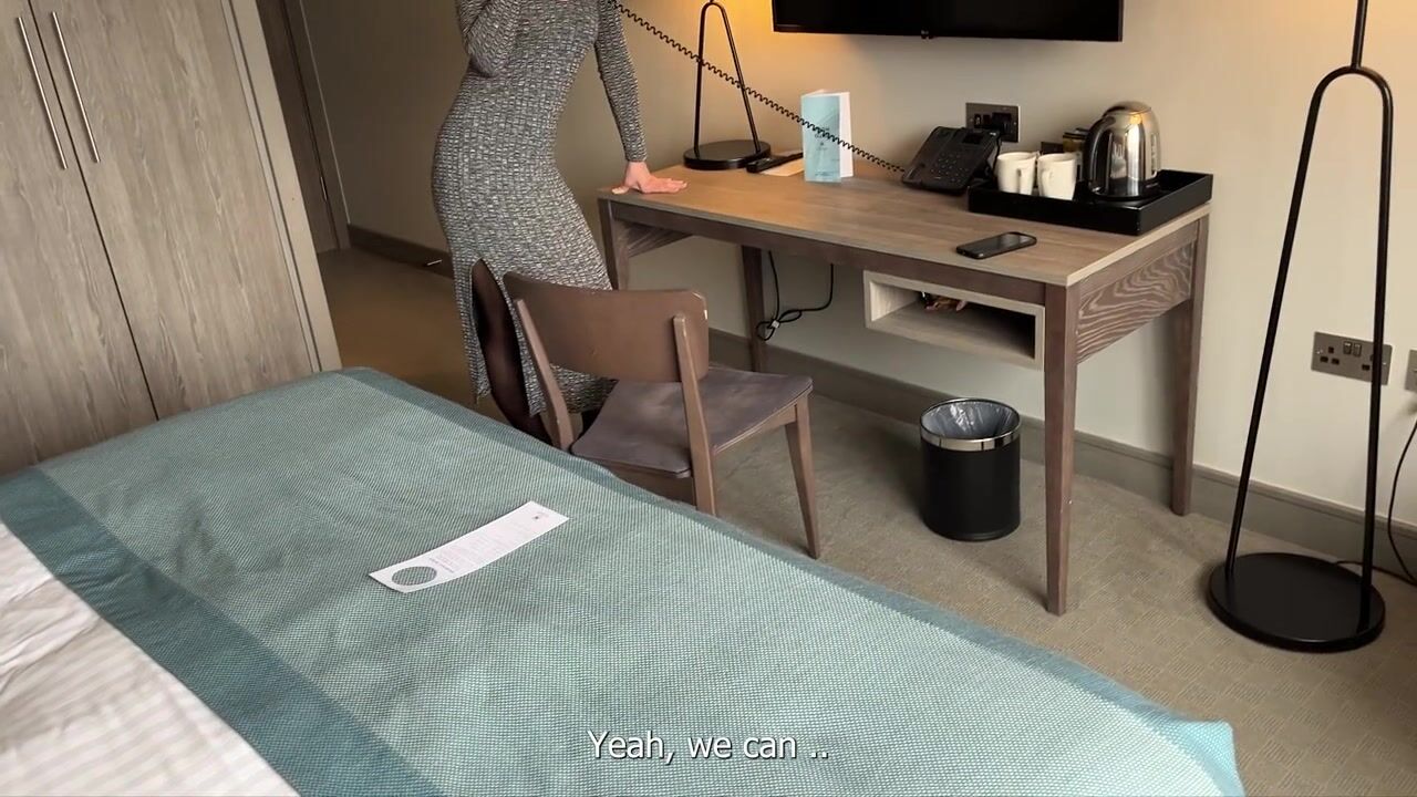 Sexy Stepmom shares the bed and her butt with a stepson