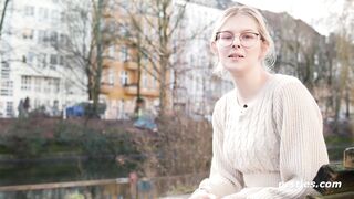 Ersties - Blonder Engel Ally im heißen Solo