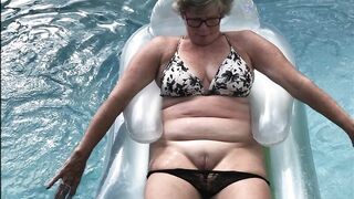 0003 Nude cunts of aged grannies