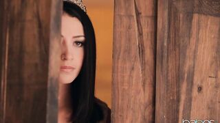 18 yo beauty spends prom night getting analized by bffs dad