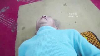 slim granny number two