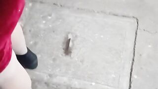 La encontré triste y sola en la noche y me ofrecí a acompañarla hasta su cuarto (Real chica infiel)