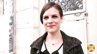 Marie tries out porn and doesn't wanna stop