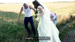 BRIDE4K. Sexually excited bride ran away from the wedding and showed her natural boobs to strangers in the field