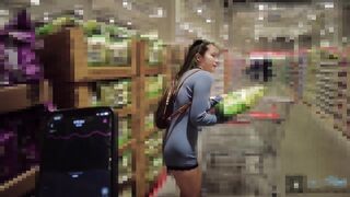 Remote vibe teasing walk! Vagina juice gushing, creampie climax