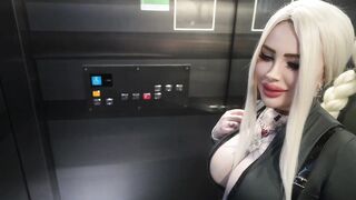 Hard Fucked Stranger In The Mouth In The Elevator, Public Sex With A Housemate