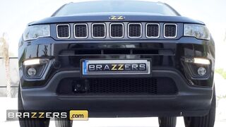 BRAZZERS - Slutty Hotties Sara Retali, Sapphire Astrea & La Paisita Oficial Indulge In An Unforgettable 4some By The Pool