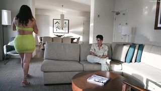 Catfished My Friends Mama and This chick BANGED ME!!! Dunken Hina will make you cum