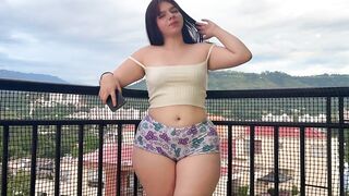 Charming Colombian with a big butt seduces her neighbor