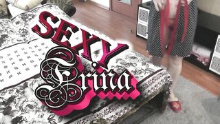 Massage. Masseur gives massage at home hot MILF in front of her husband. Woman cum from massage and squirt. Massage juicy vagina Ass flawless MILF. Mature. Massage parlor. Fingering. Handjob. Squirting