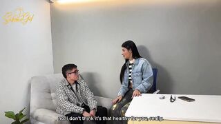 MILF psychologist expressed milk from his patient that was cheated for his girlfriend - Salome Gil