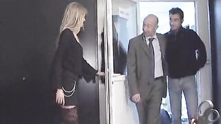 Slim French dolls having joy with big weenies in foursome