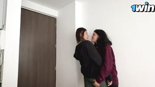 My best friend's wife's butt squeezes my mouth very well