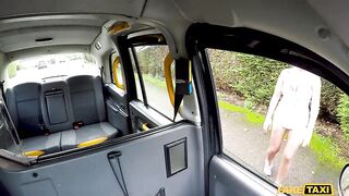 Excellent blonde gave a deep oral-sex sex to a taxi driver before they screwed on the back seat